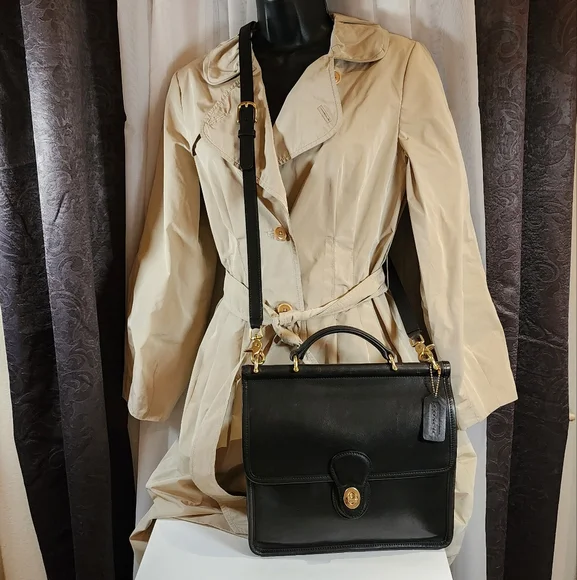 SOLD Vintage Coach Black/Brass Willis #9927 - Picture 9 of 17